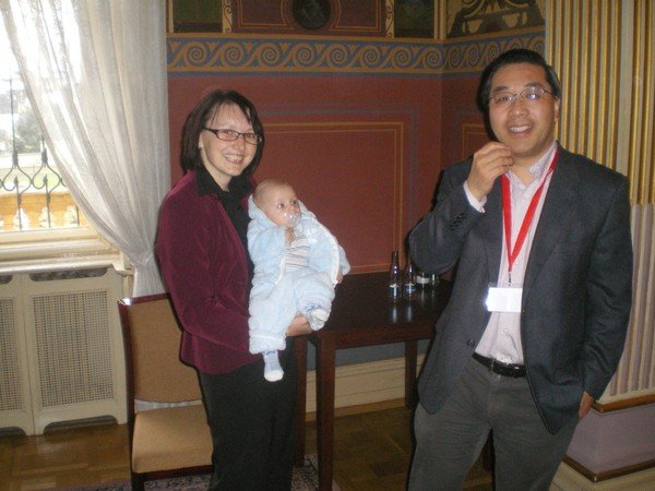AXRO 2011 60