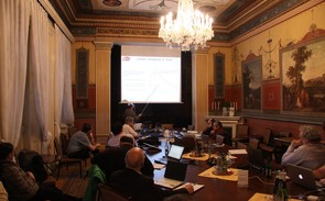 AXRO 2011 Gallery 22