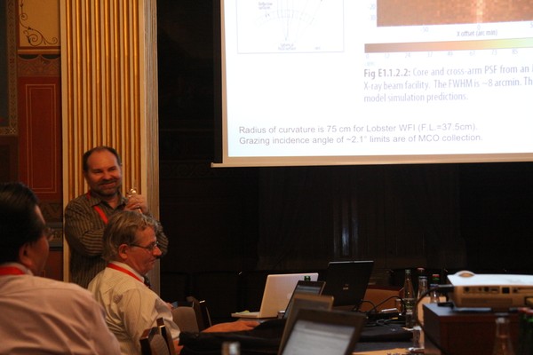 AXRO 2011 Gallery 27